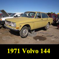 Junkyard 1971 Volvo 140