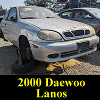 Junked 2000 Daewoo Lanos