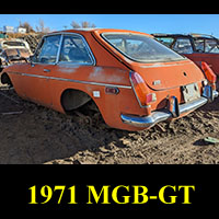Junked 1971 MG MGB-GT