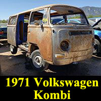 Junkyard 1971 Volkswagen Kombi Bus