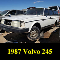 Junkyard 1987 Volvo 240 Volvo Station Wagon